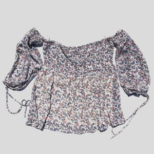 NWT American Eagle Off Shoulder Blouse